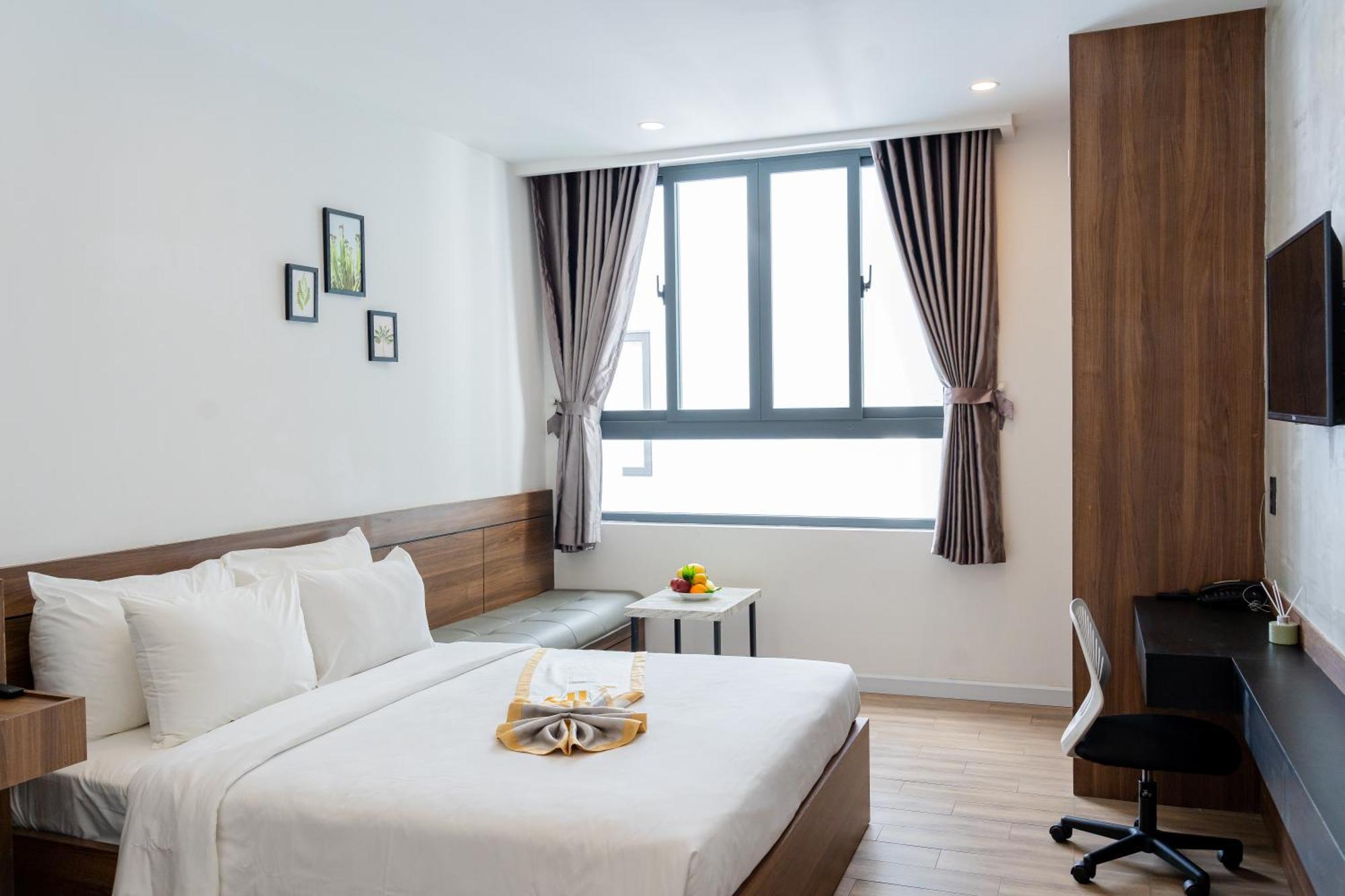 Lee Charming Hotel Нячанг Екстер'єр фото