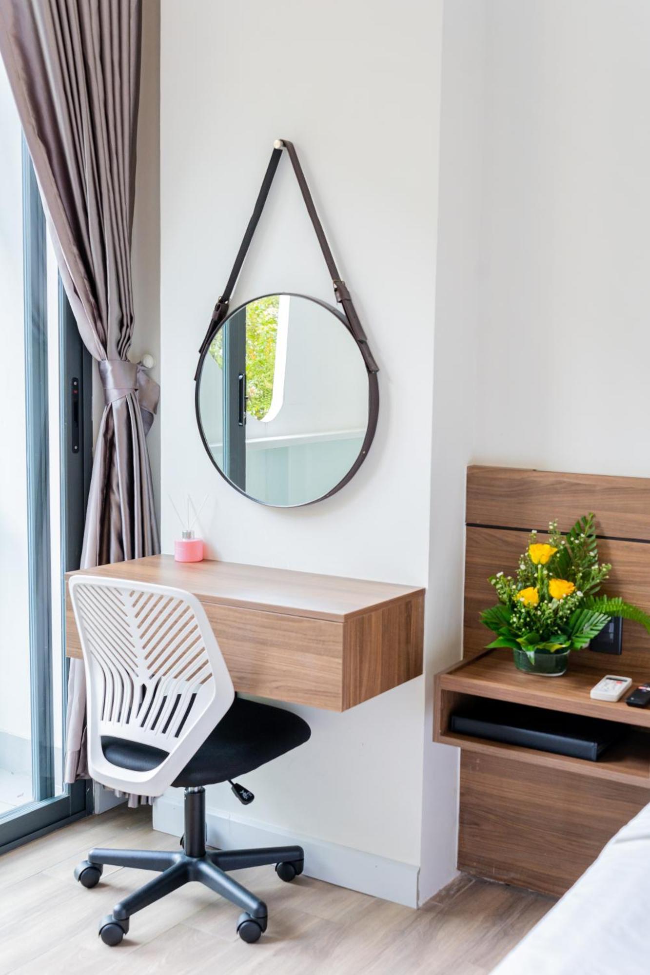 Lee Charming Hotel Нячанг Екстер'єр фото