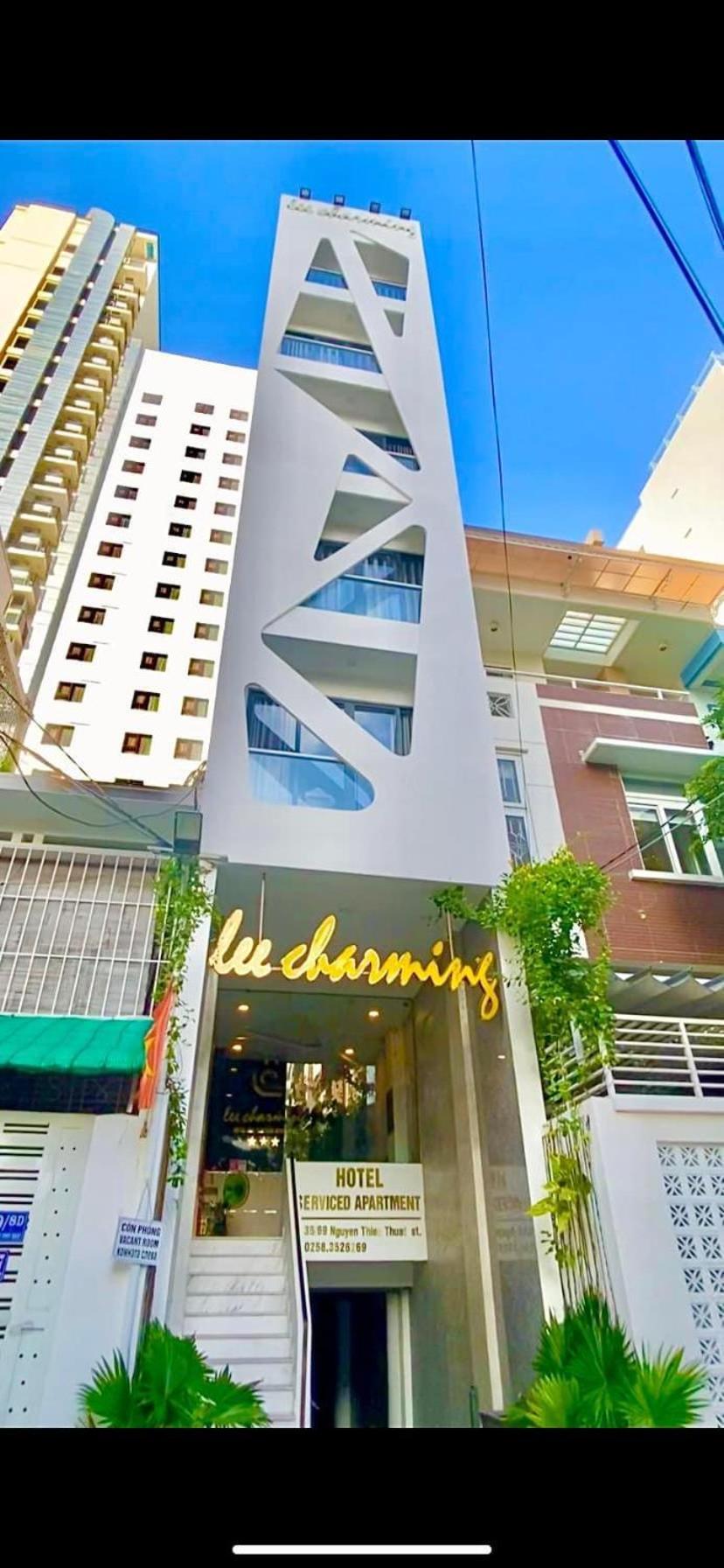 Lee Charming Hotel Нячанг Екстер'єр фото